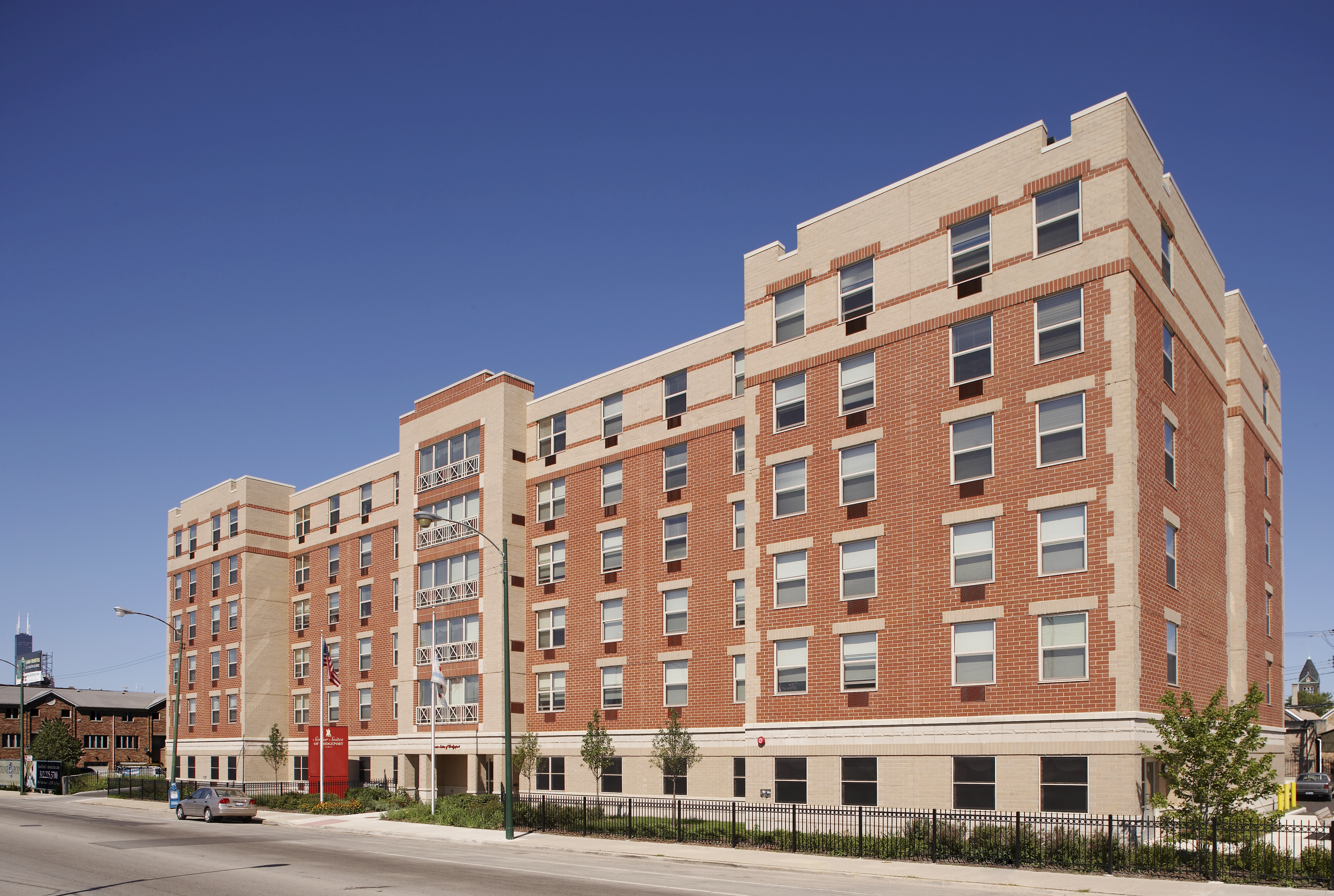 Senior Suites of Bridgeport Community Exterior