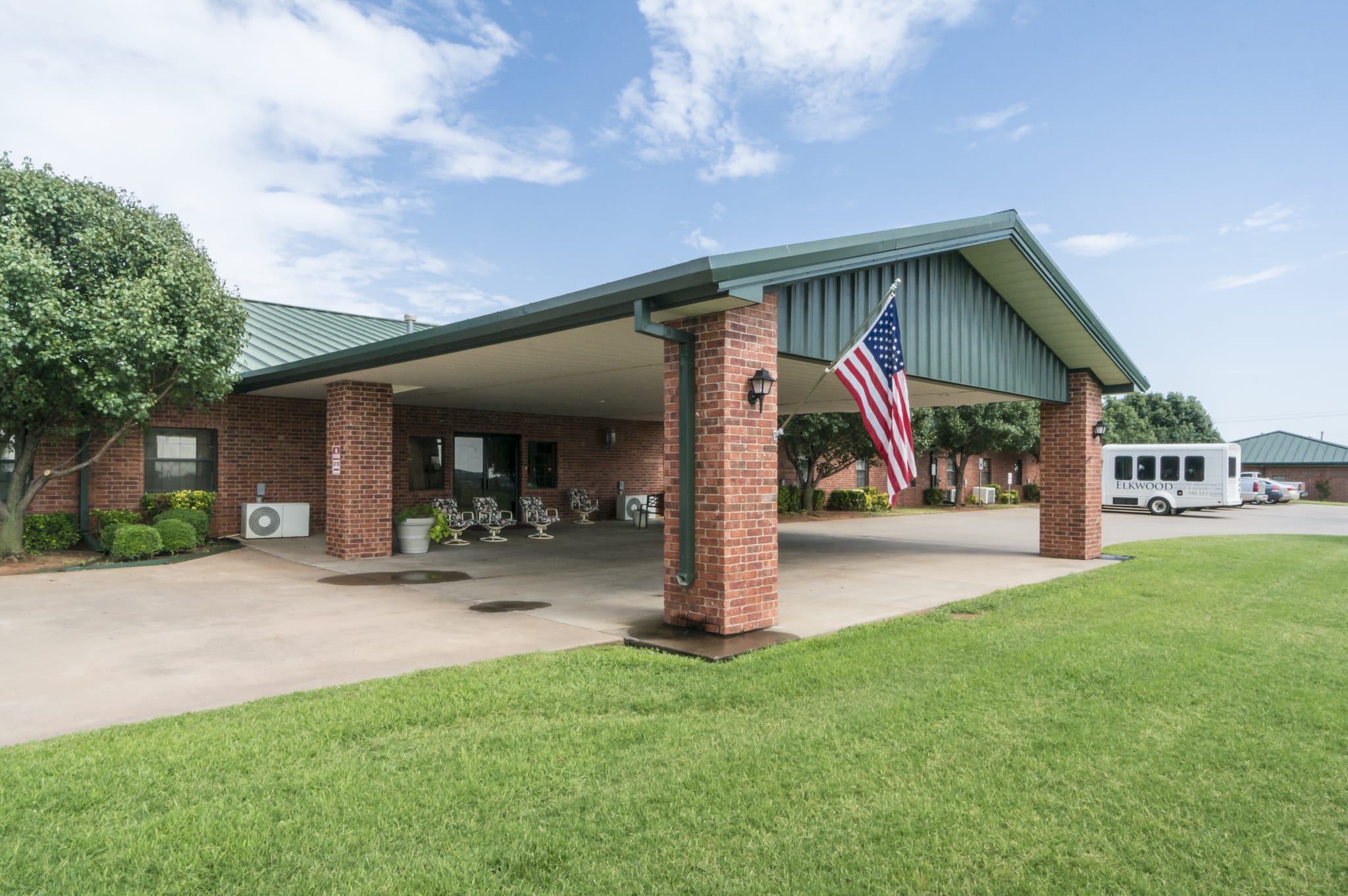 Homestead of Elk City outdoor common area