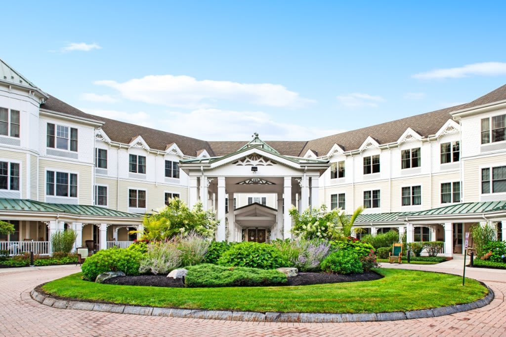 Sunrise of Lynnfield community exterior