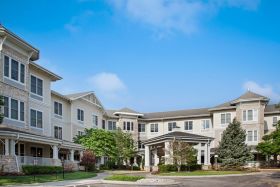 Sunrise of Lenexa community exterior
