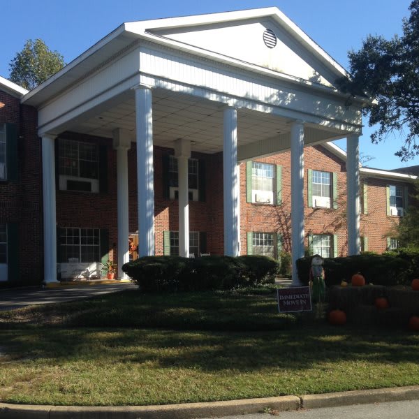 Photo of Gordon Oaks Senior Living