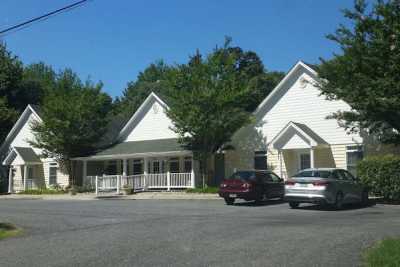 Photo of The Peartree House Assisted Living at Shadow Oak - Pasadena, MD