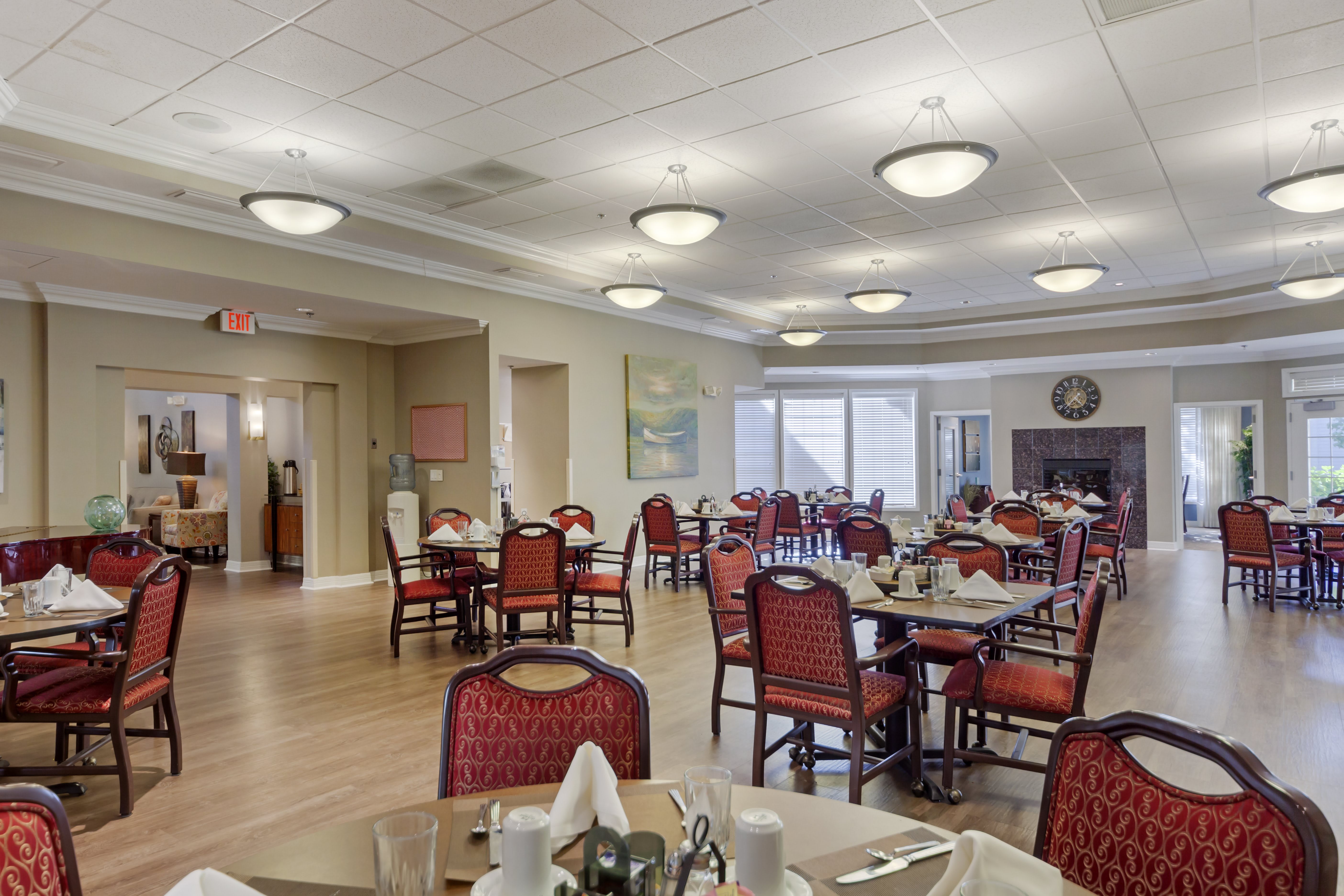 Elk Ridge Village dining room