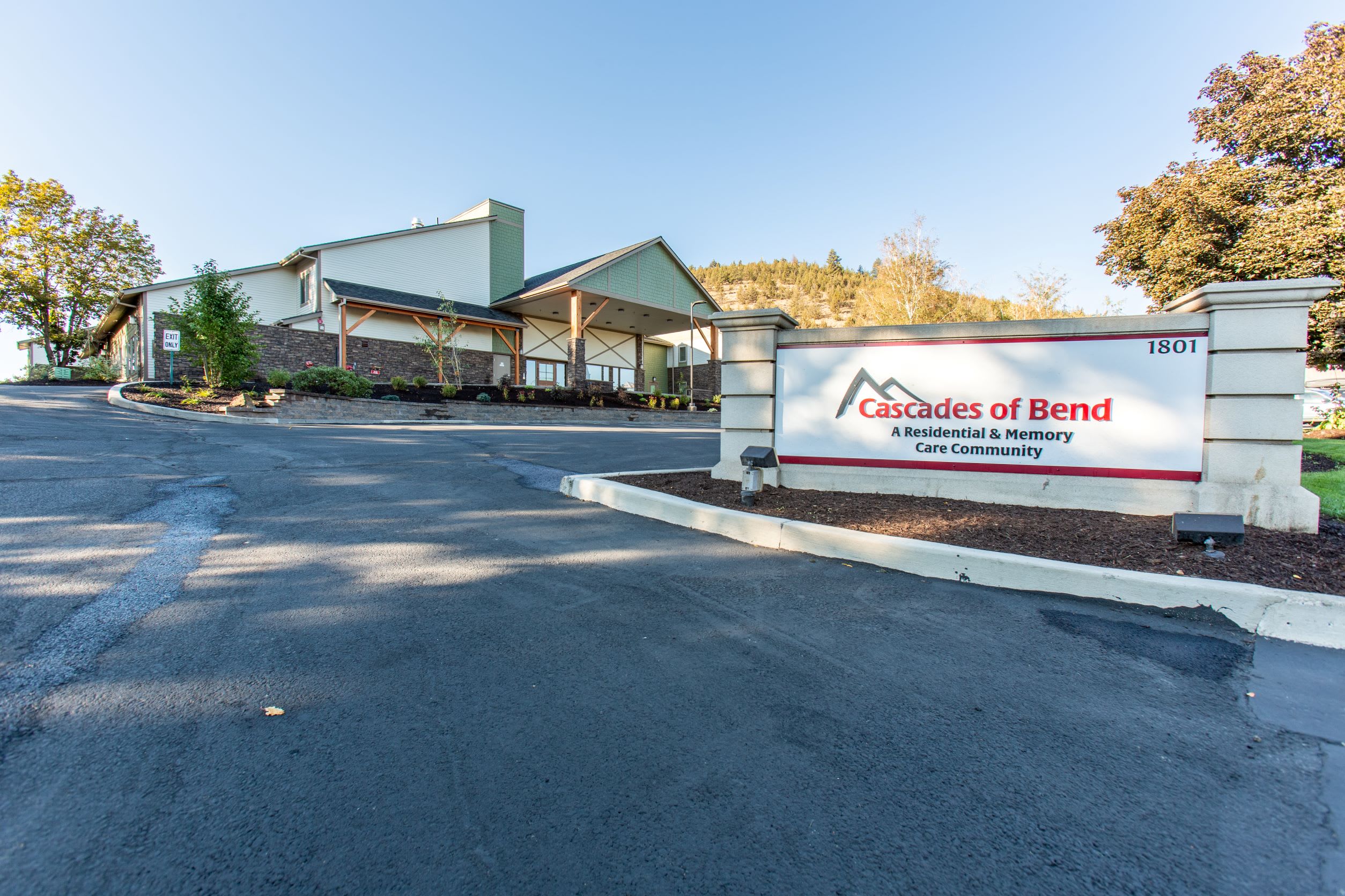 Cascades of Bend community exterior