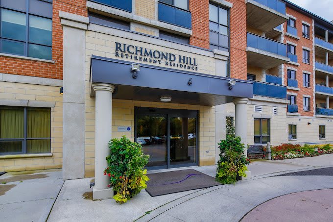 Richmond Hill Retirement Residence 