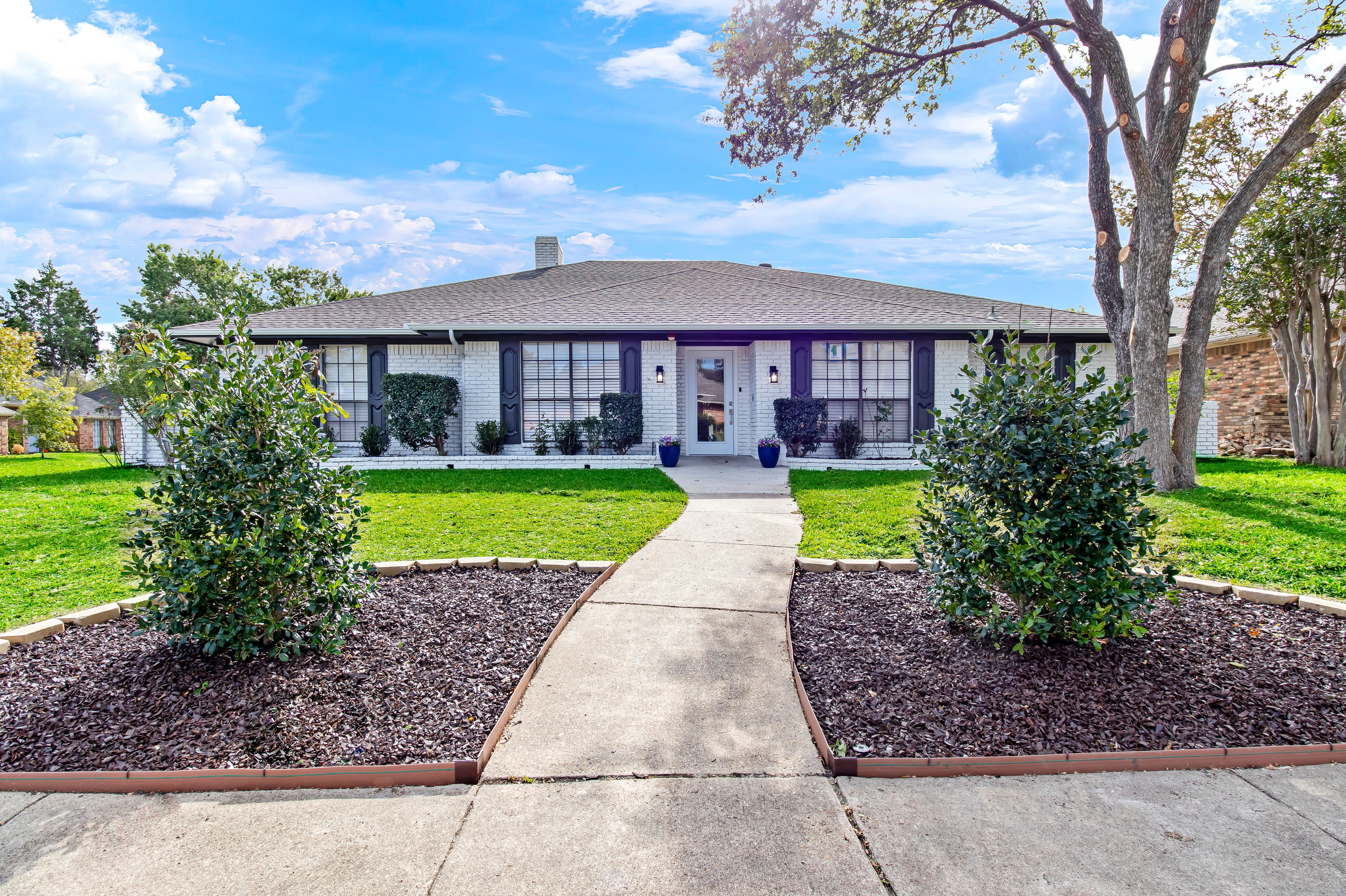 Silver Leaf Assisted Living at Amberley Drive