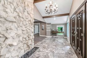 Silver Leaf Assisted Living at Kendallwood Drive 