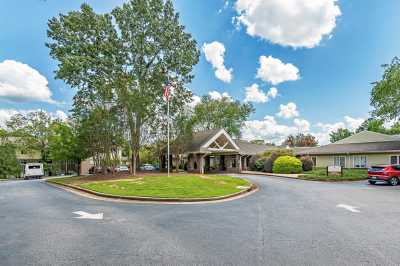 Photo of Pacifica Senior Living Skylyn