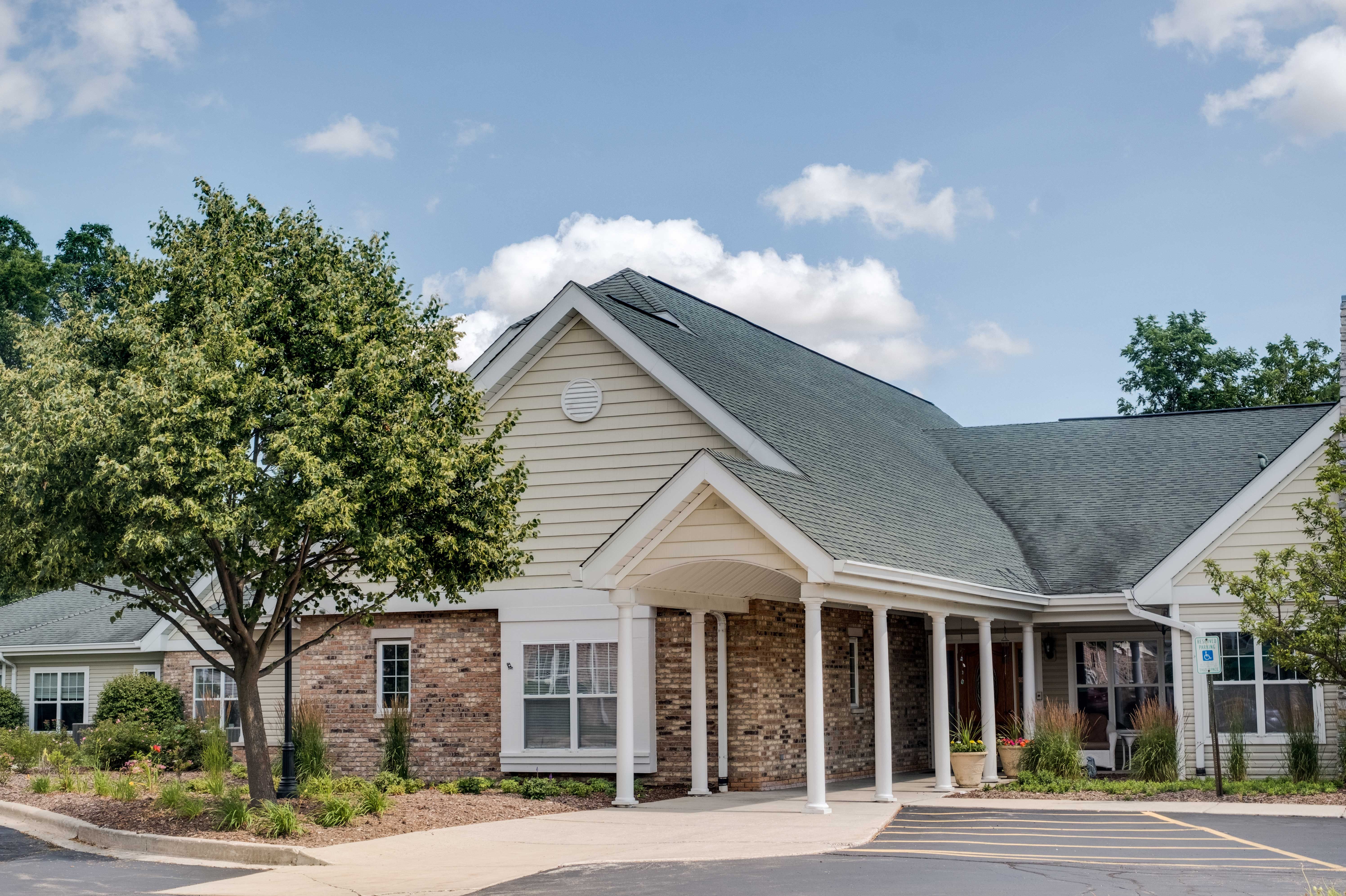 Lexington Heritage community exterior