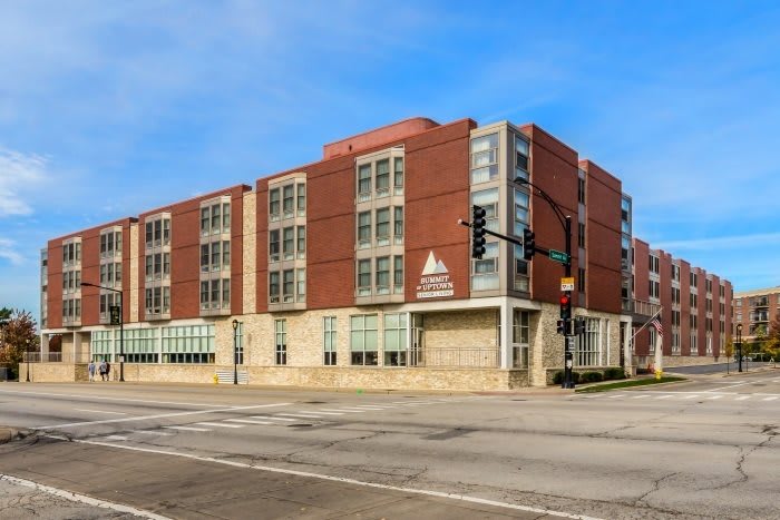 Summit of Uptown community exterior