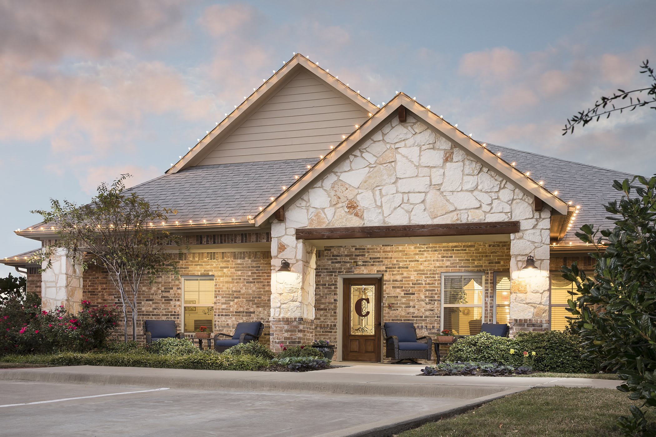 Mustang Creek Estates Frisco outdoor common area