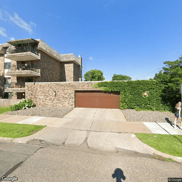 street view of Gold Crest Apartments