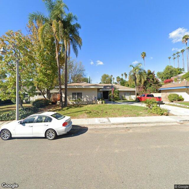 street view of Casa De Larson