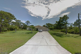 Photo of Dahlia's House of Love