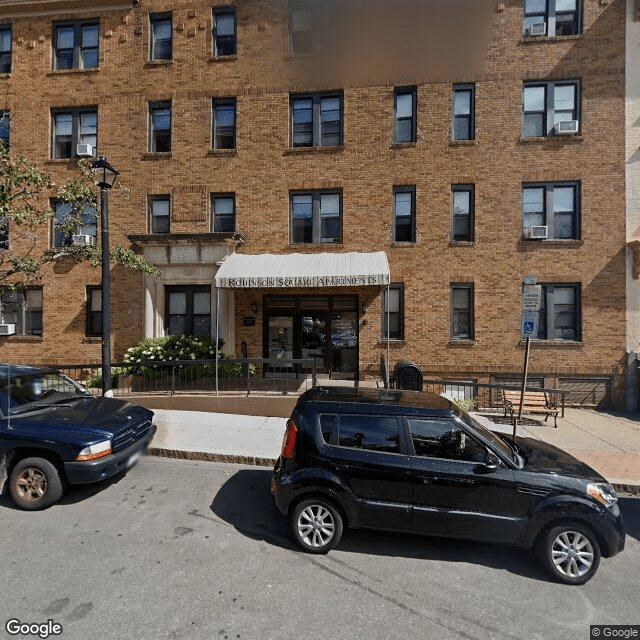 Robinson Square Apartments 