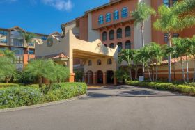 Lake Seminole Square, a CCRC 
