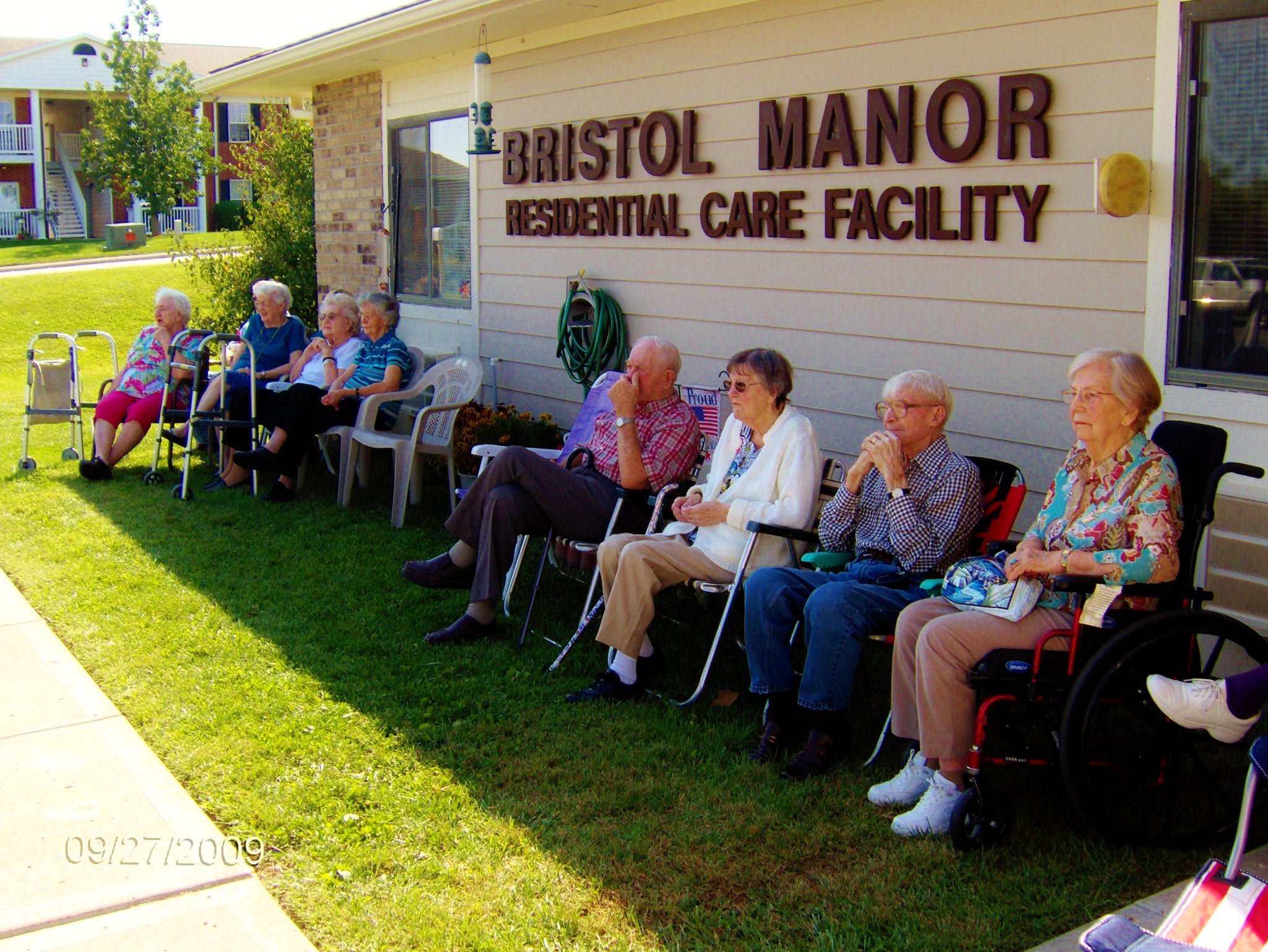 Bristol Manor of Oak Grove residents