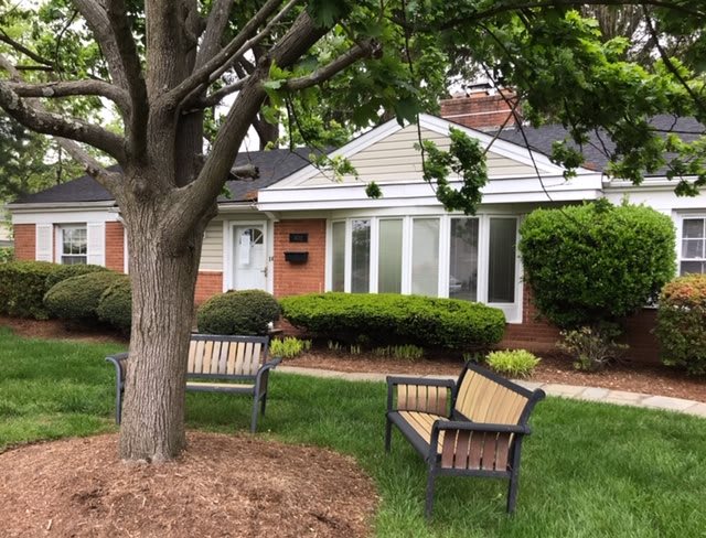 Avalon House on High Street outdoor common area