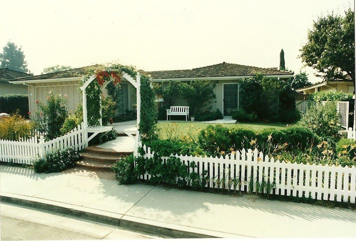 Photo of Lake Forest Country Home