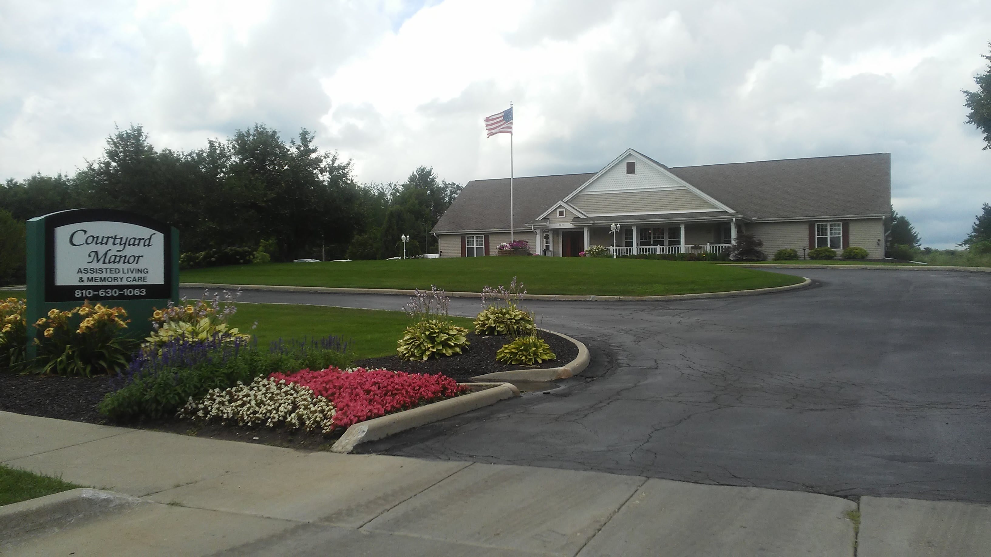 Courtyard Manor of Swartz Creek community exterior