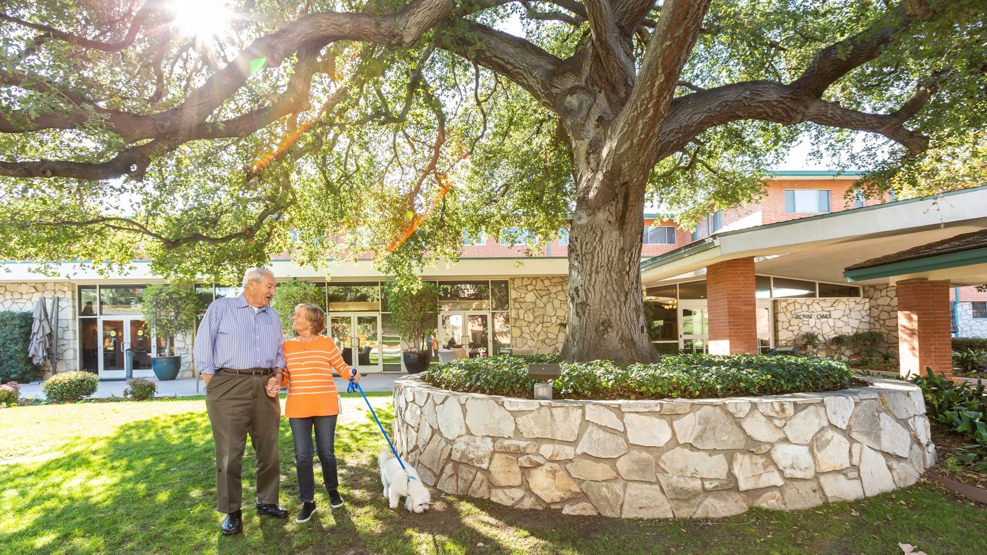 Photo of Royal Oaks, a CCRC